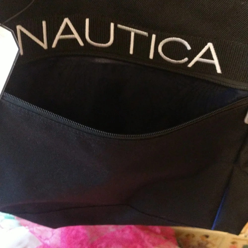 NWT Nautica black 